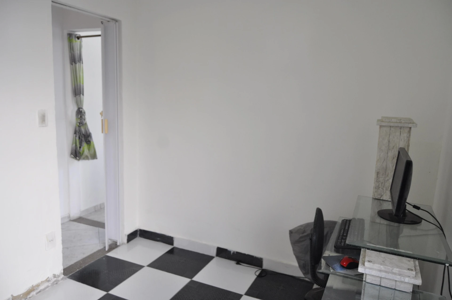 Rental house with 6 bedrooms and 4 bathrooms — photo 17