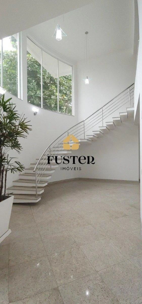 1500 m² house with 5 en-suite bedrooms and 7 baths — photo 5