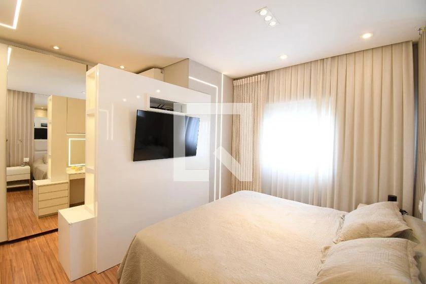 Furnished apartment, 185 m², with a bathtub — photo 9