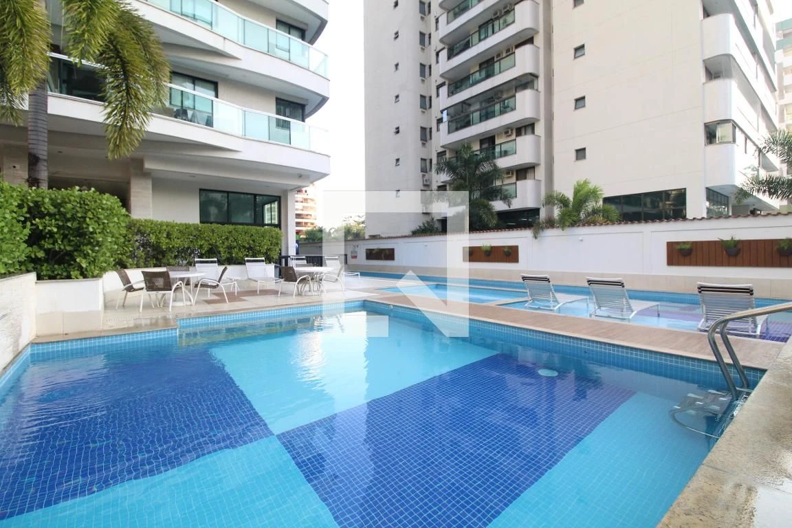 Apartamento sem mobília com varanda e 3 quartos — photo 25