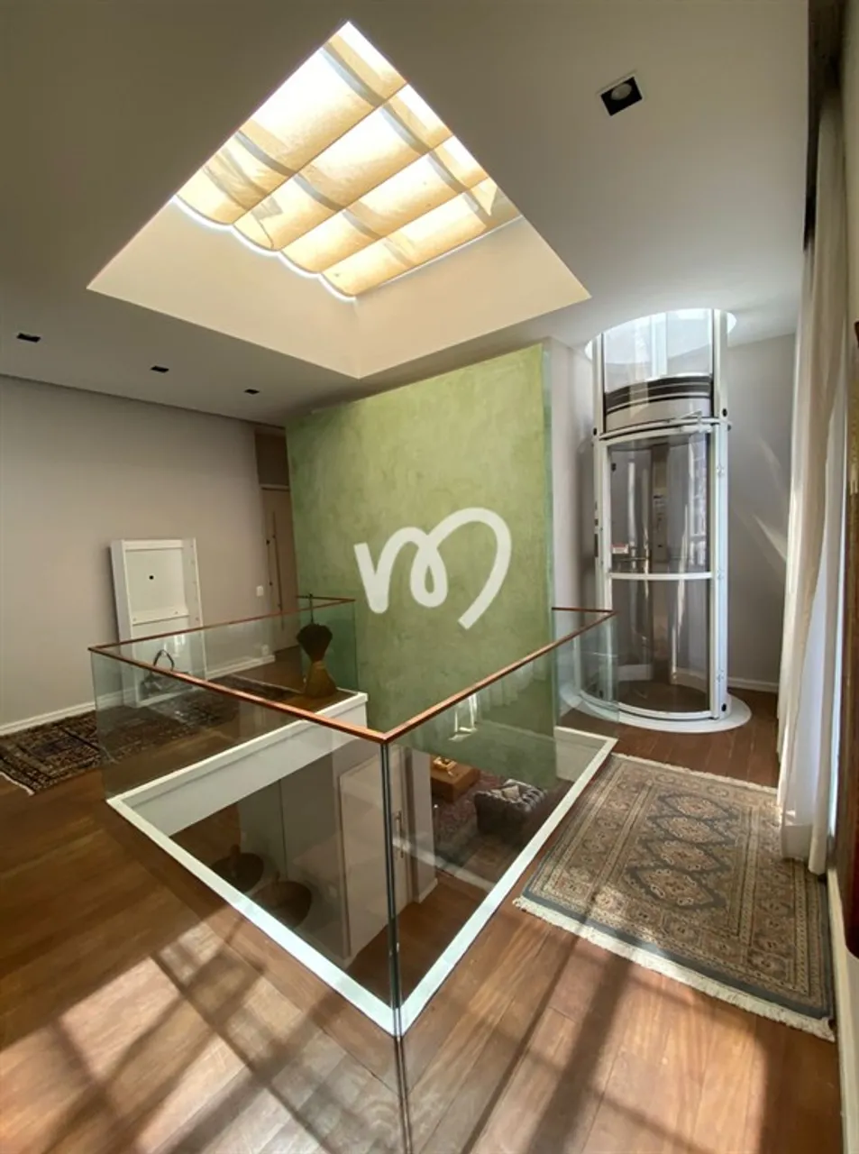Furnished 314 m² apartment with 5 bedrooms — photo 12