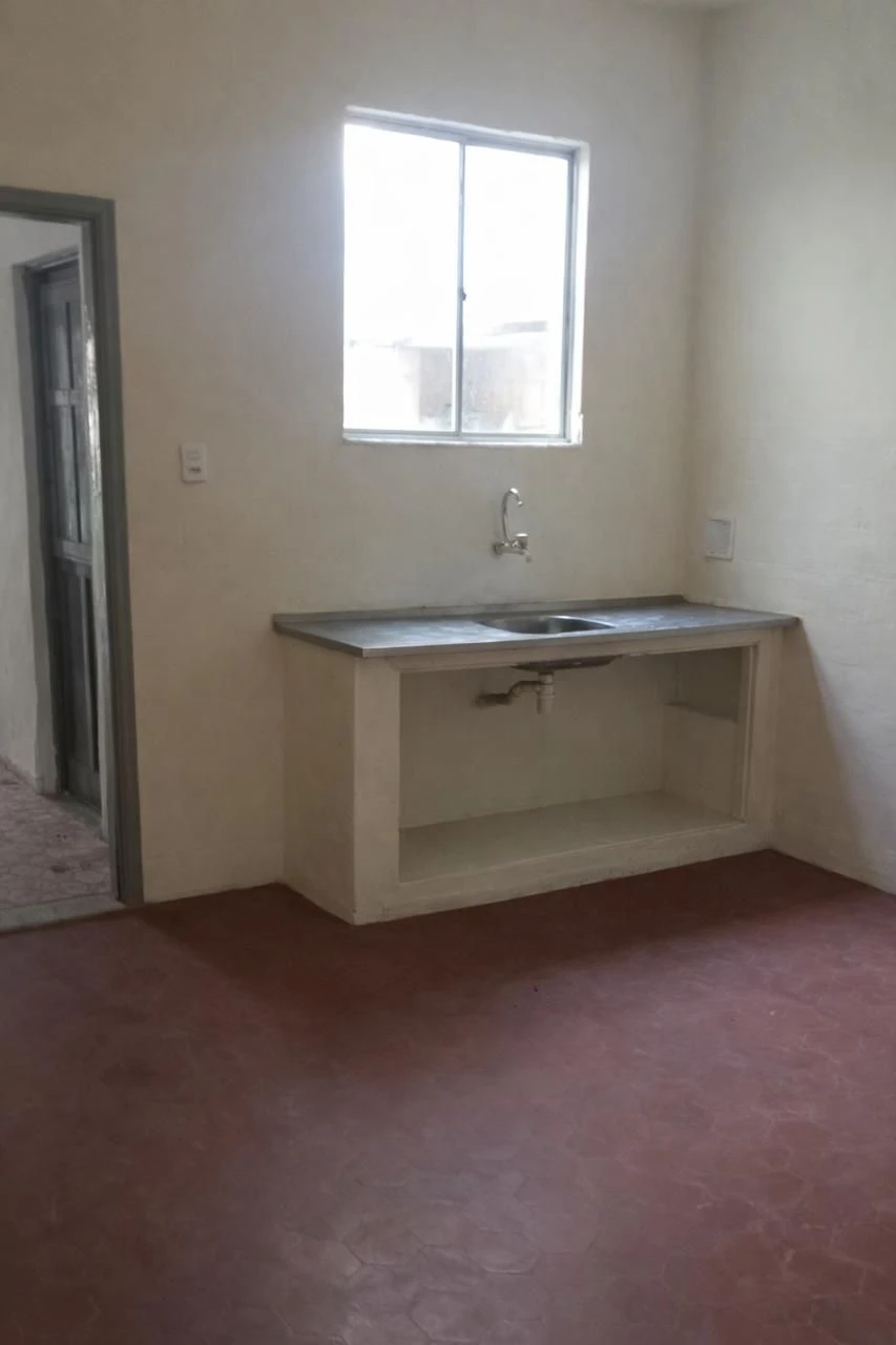 Casa de 4 dormitorios con cocina independiente y 2 baños — photo 2