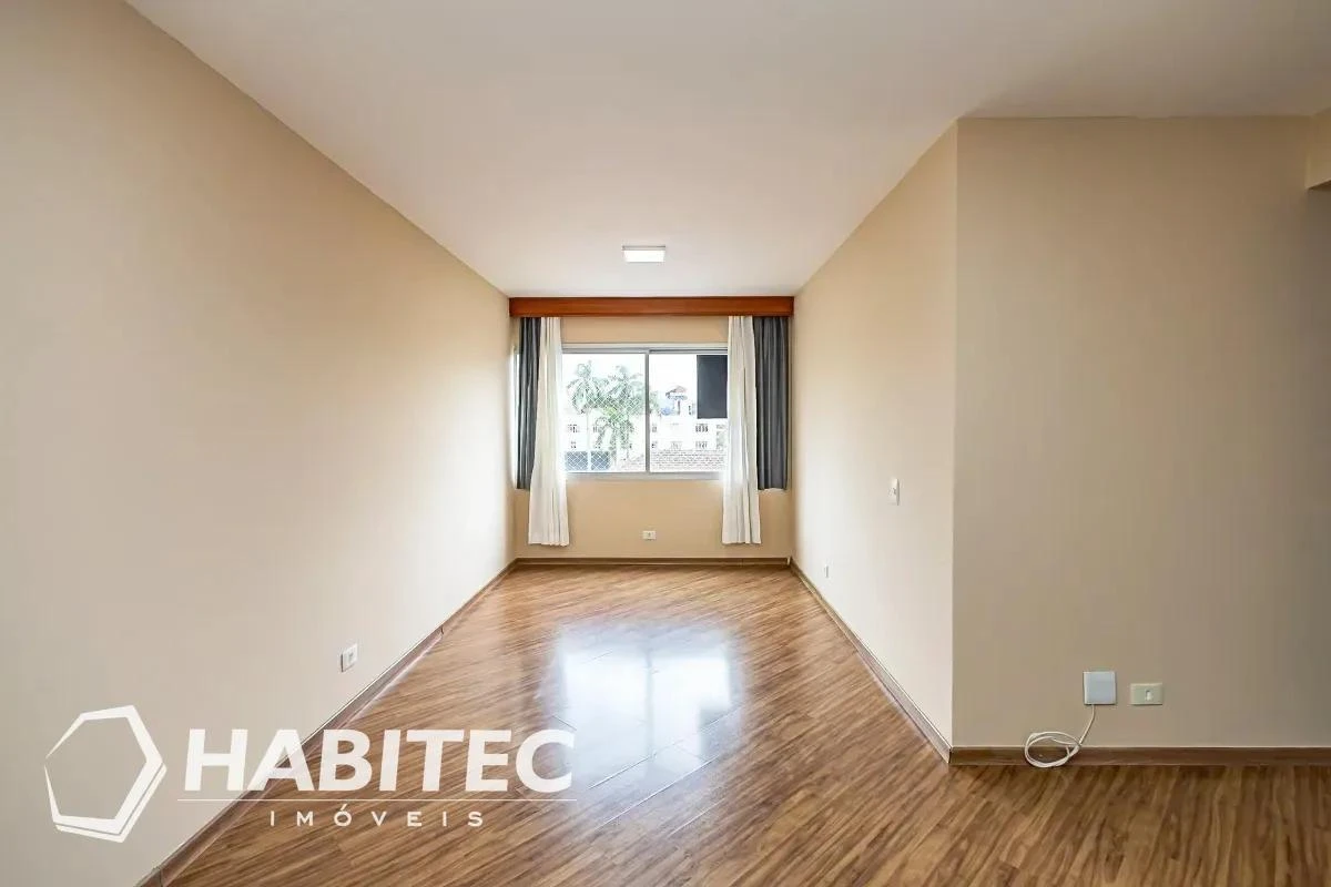 Квартира з 3 спальнями та дерев'яною підлогою або ламінатом — photo 11