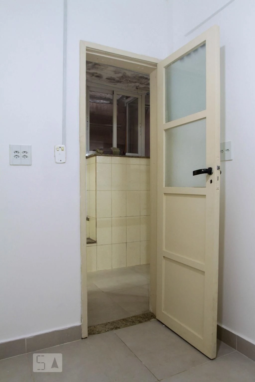 Unfurnished 2-bedroom apartment with 2 bathrooms — photo 22