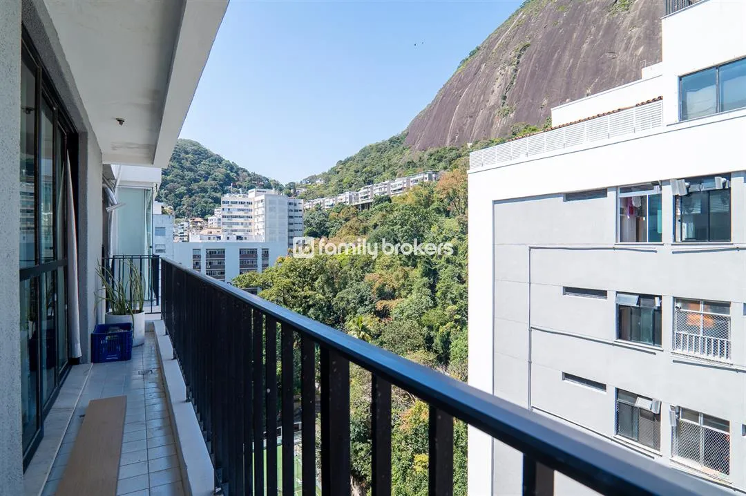 Furnished duplex penthouse with 3 bedrooms and 5 bathrooms — photo 12