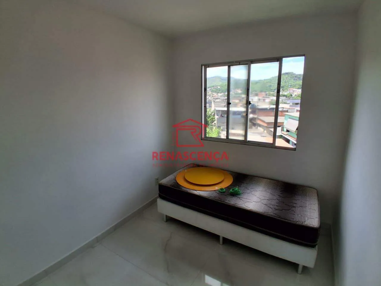 Unfurnished apartment with 2 bedrooms and 1 bathroom — photo 22