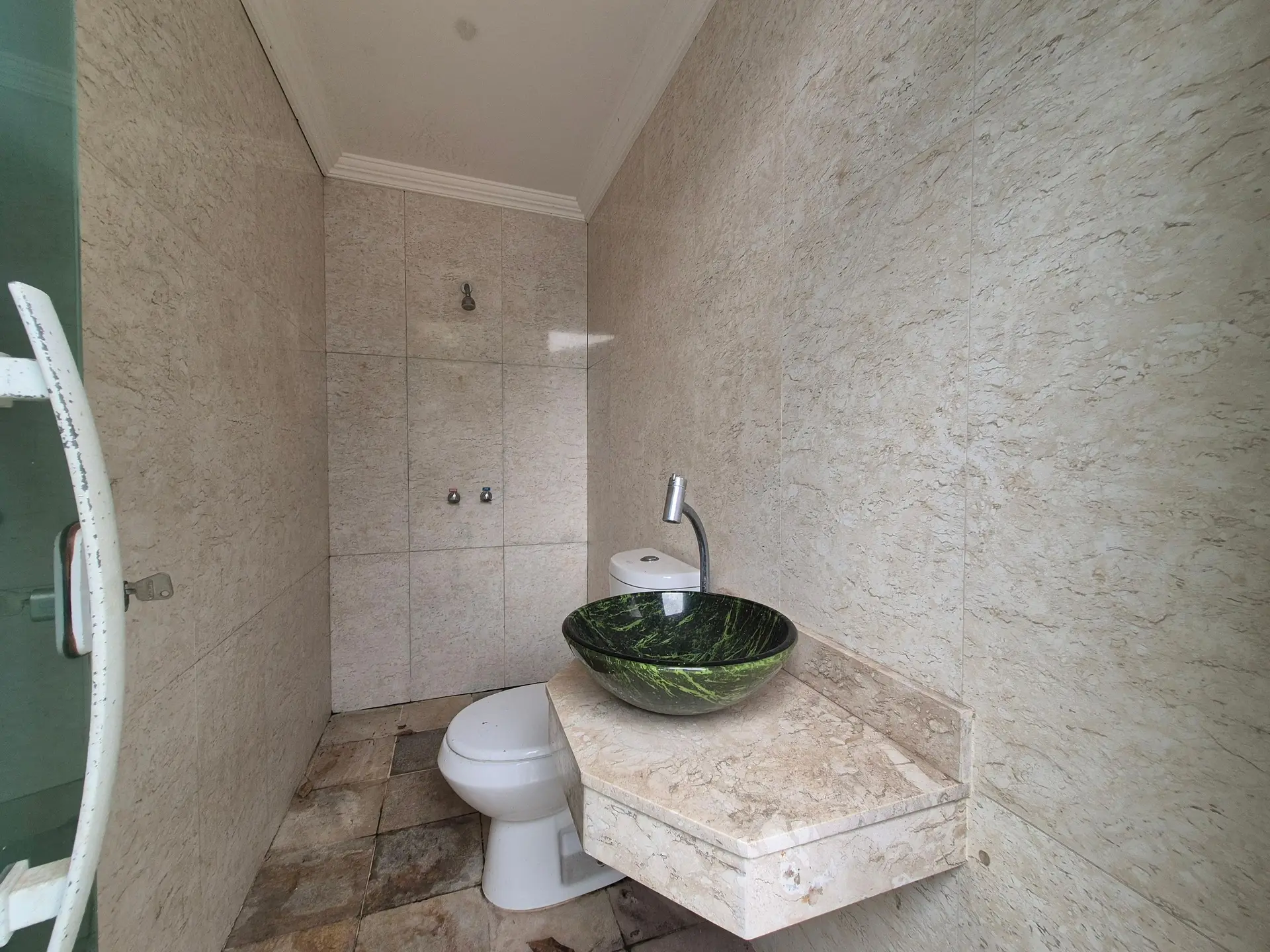 4 quartos e jacuzzi: casa de 318 m² — photo 77