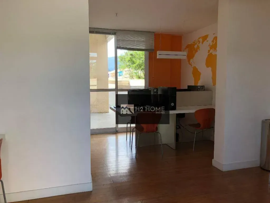 Penthouse with 160 m² and an enclosed balcony — photo 25
