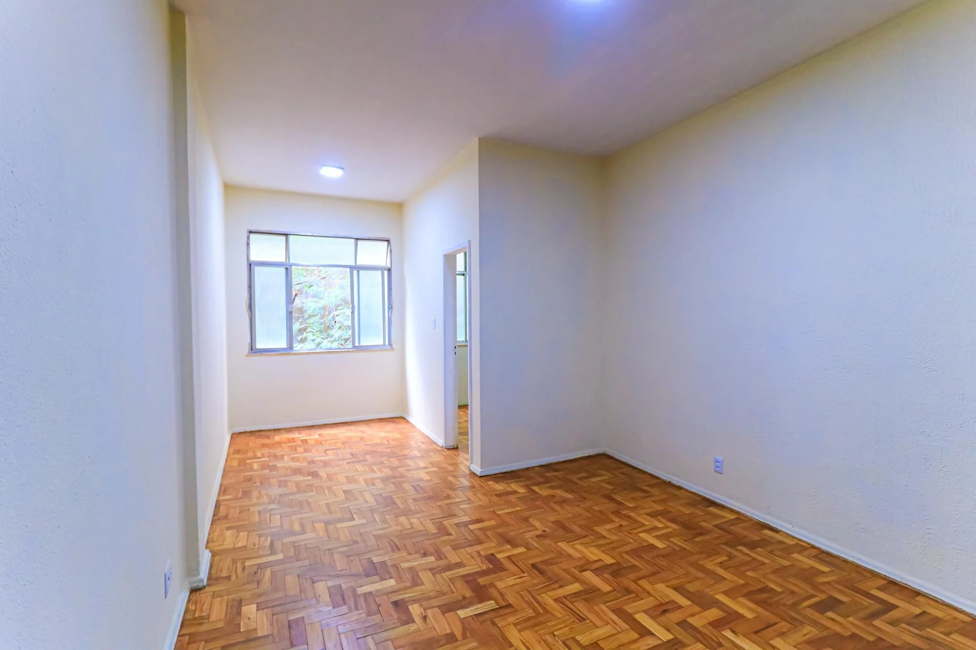 Apartamento de 2 dormitorios con cocina independiente — photo 11