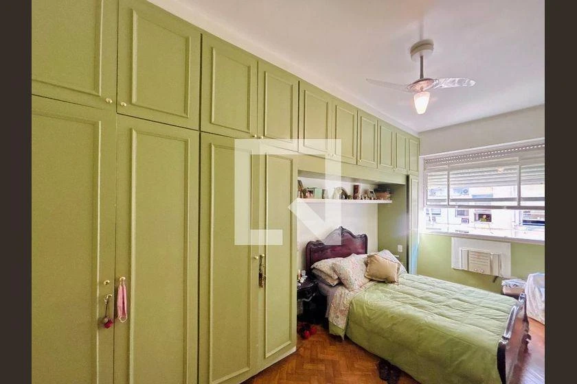 Furnished apartment with 3 bedrooms and 200 m² — photo 3
