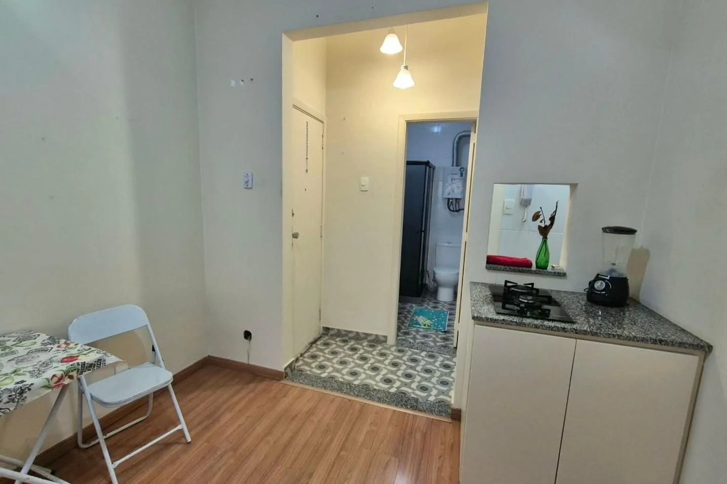 Studio, 45 m², com piso de madeira ou laminado