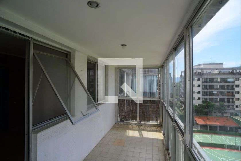 Duplex penthouse with 3 bedrooms and open views — photo 4