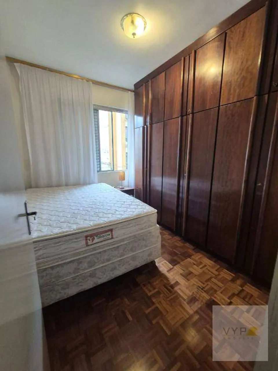 3-bedroom apartment with a separate kitchen and gas stove — photo 5