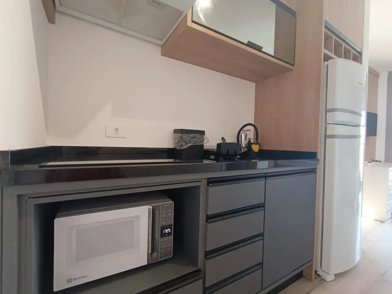 Apartamento amueblado de 30 m² con balcón en el 13º piso — photo 3