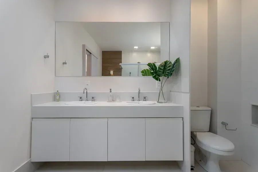 Unfurnished apartment with 3 bedrooms and 3 bathrooms — photo 24