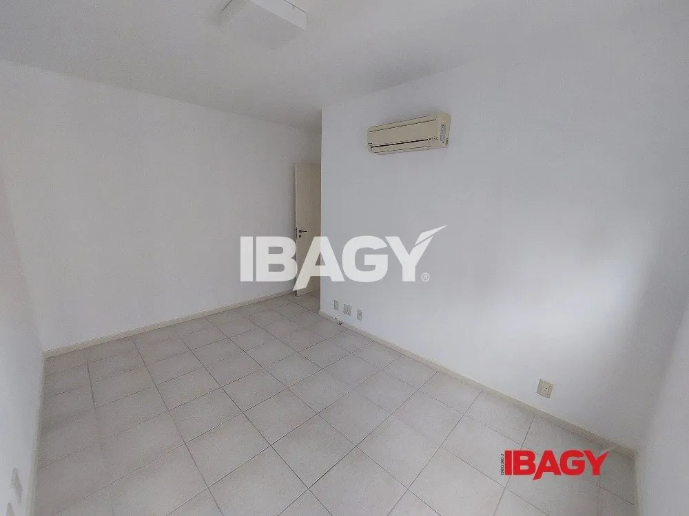 Мебльована квартира 151 м² з 3 спальнями — photo 28