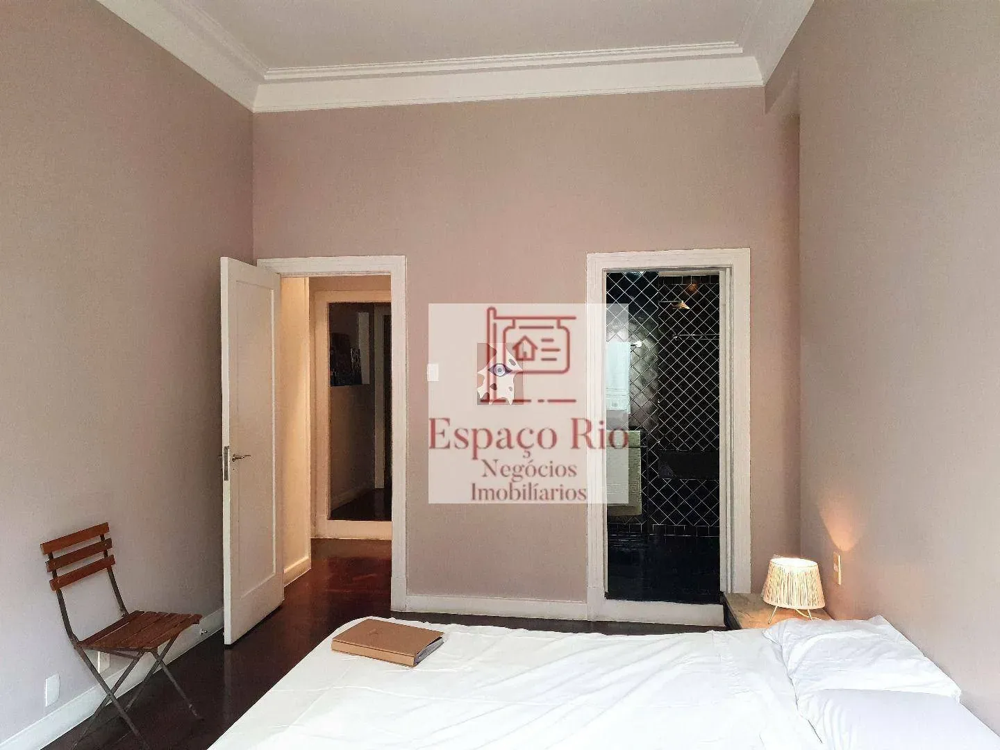 4-bedroom apartment with a home office in Rio de Janeiro — photo 13