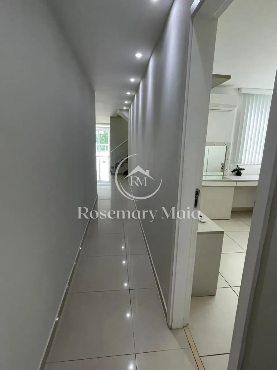 Apartamento mobiliado com 3 quartos, 5 banheiros e 3 vagas — photo 18