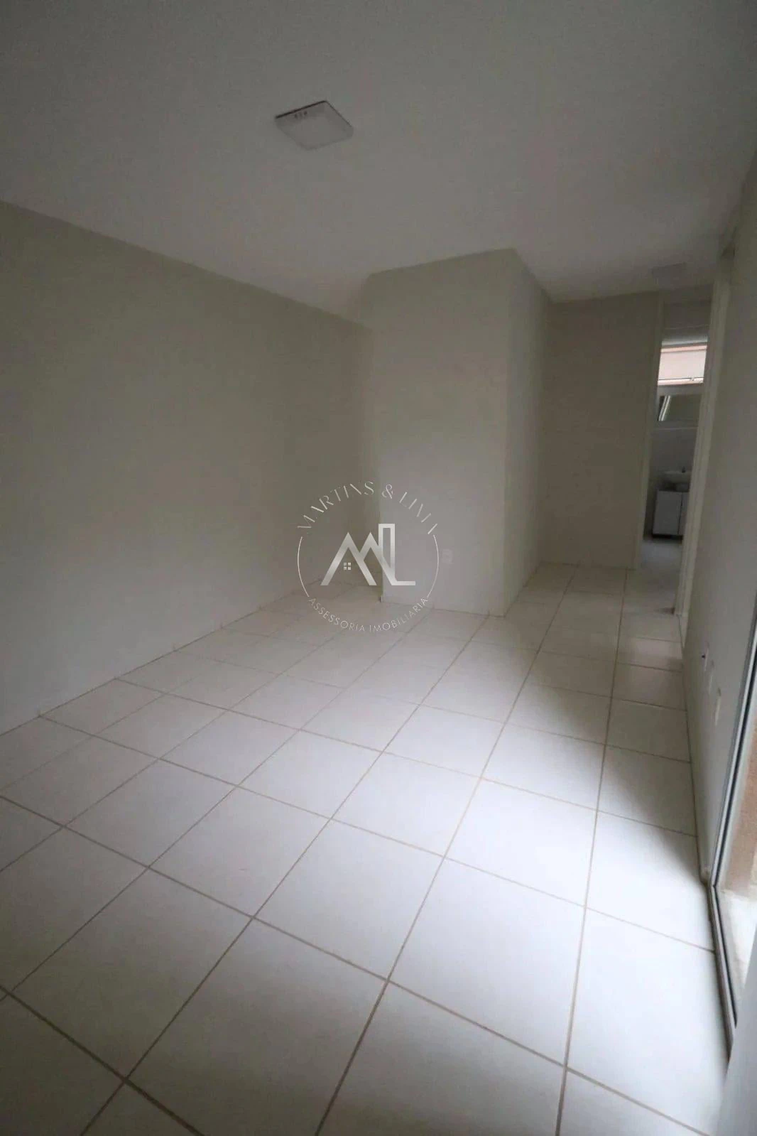 2-bedroom apartment with a closed kitchen — photo 10