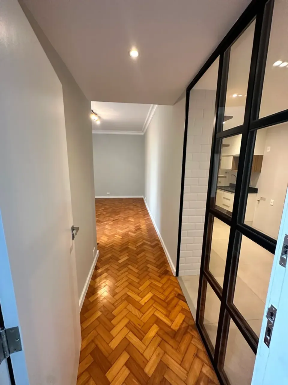 75 m² apartment with 2 bedrooms and 2 bathrooms — photo 16