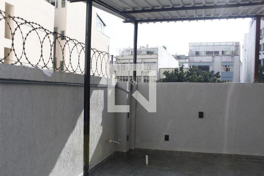 Furnished house, 400 m², with a grill on the balcony — photo 9