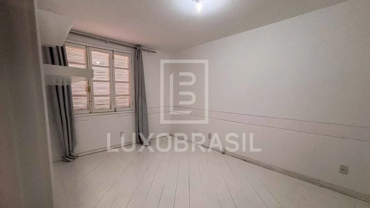 Casa com 5 quartos, 647 m² e churrasqueira na varanda — photo 24