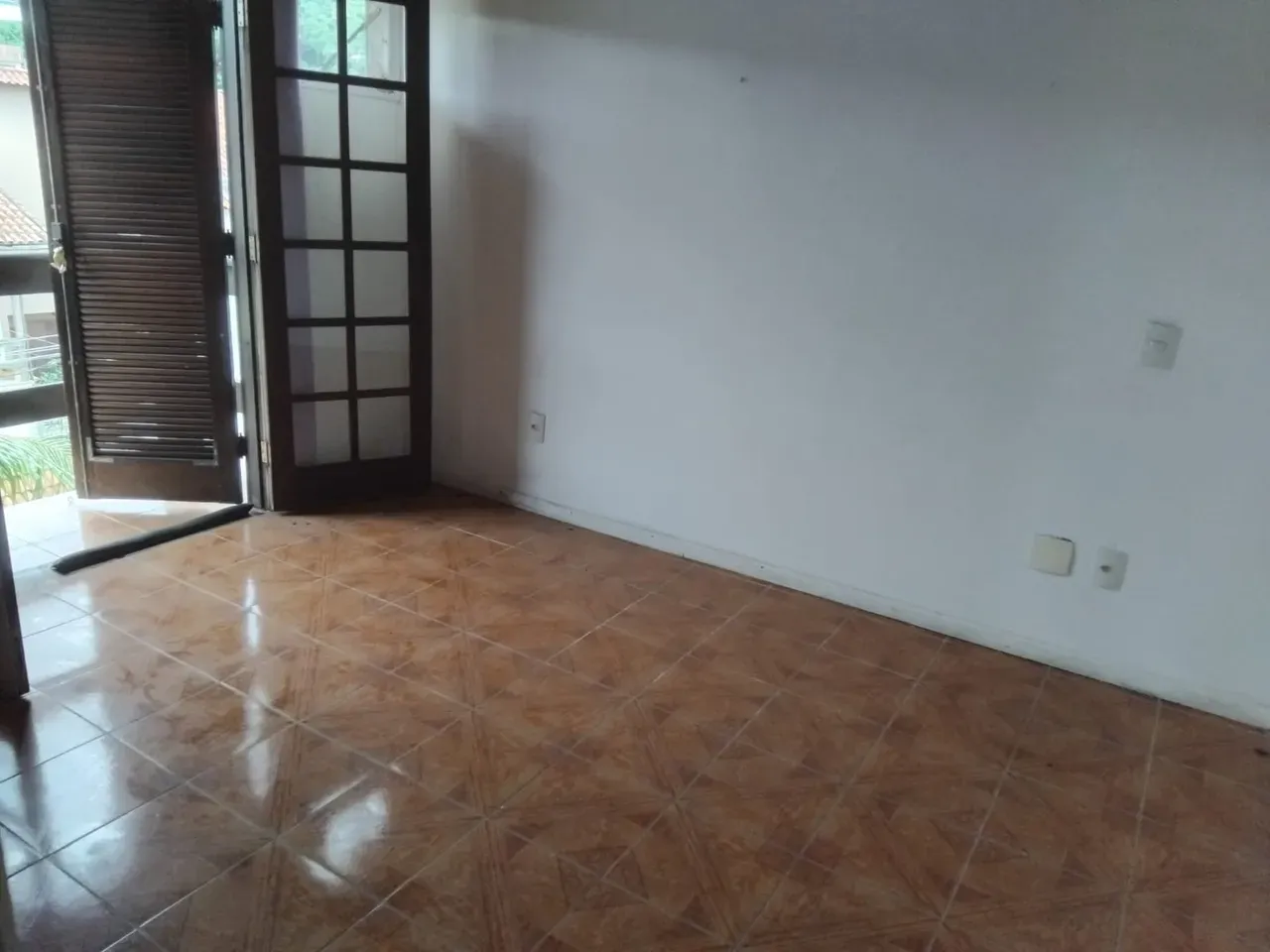 Triplex house with 7 bedrooms and 5 bathrooms — photo 10