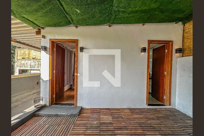 Casa mobiliada, 90 m², com janelas do piso ao teto — photo 2