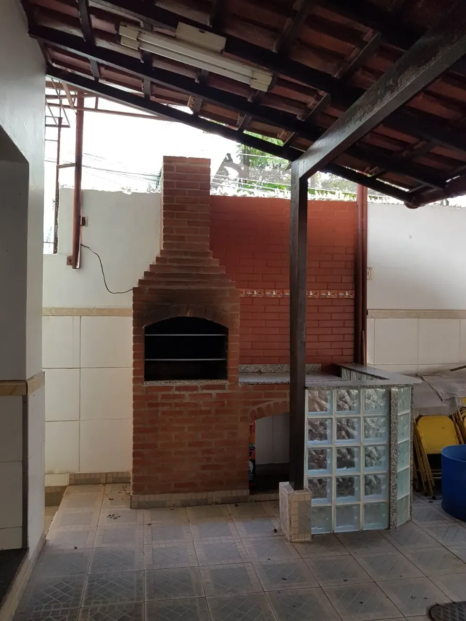Commercial house with 1 bedroom and 2 bathrooms — photo 15