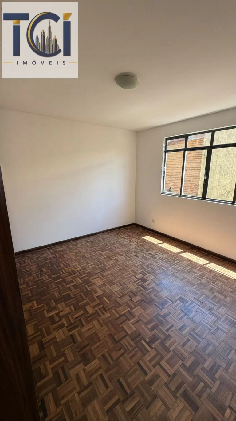Home office in a 3-bedroom apartment, 111 m² — photo 13