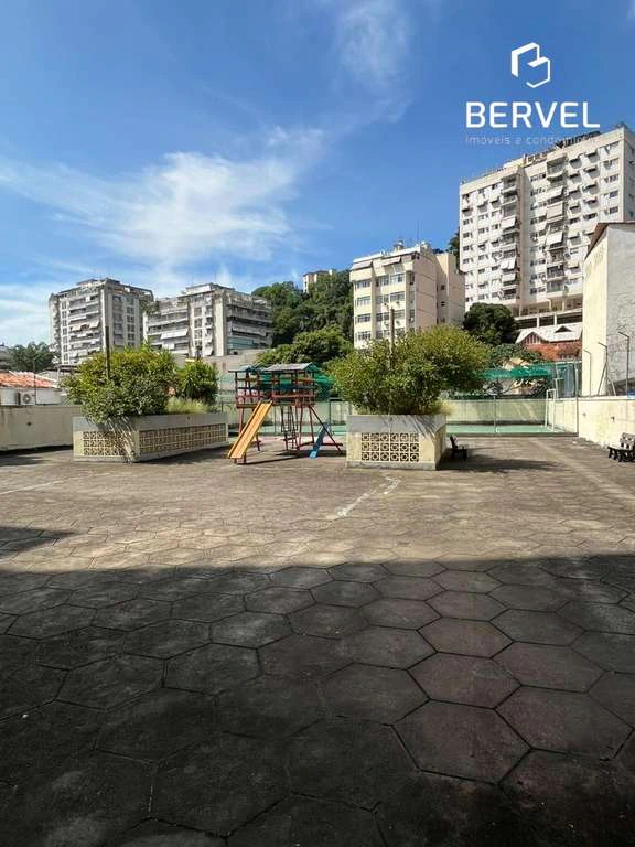 112 m² rental apartment with 3 bedrooms and city view — photo 21