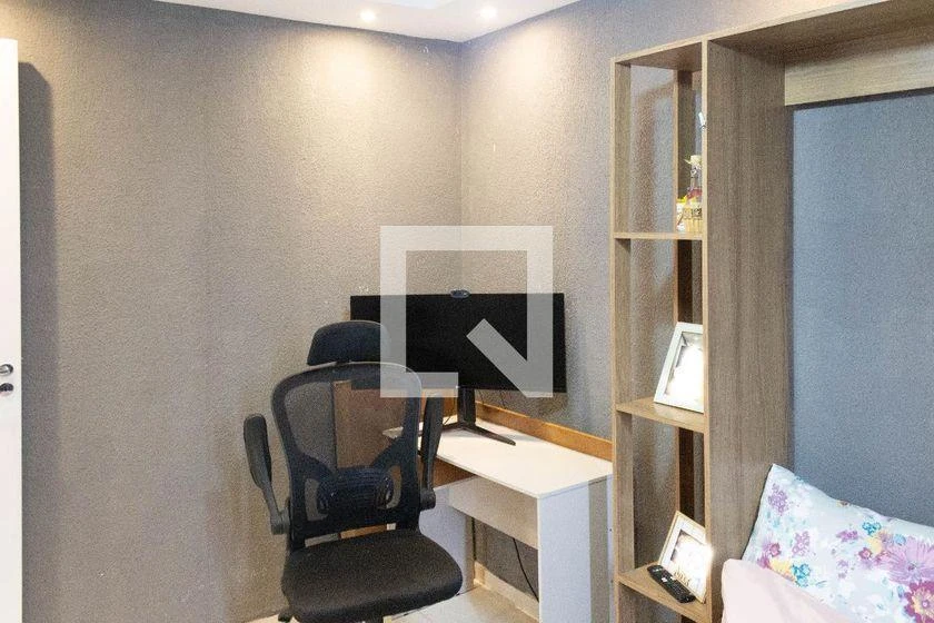 Furnished apartment, 42 m², with a washing machine — photo 16