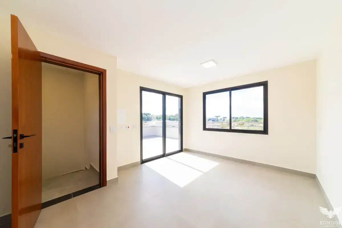 Two-story house with 230 m², 3 bedrooms and 4 baths — photo 25