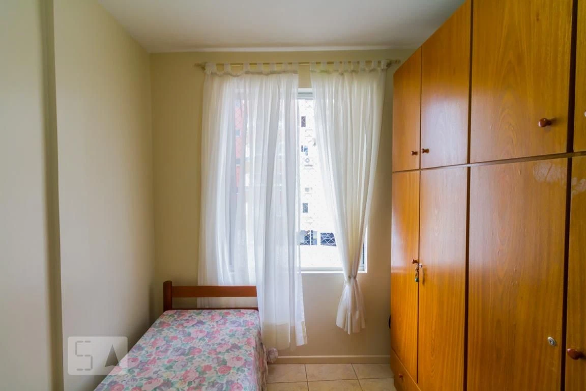 3-bedroom apartment with a washing machine in Florianópolis — photo 13