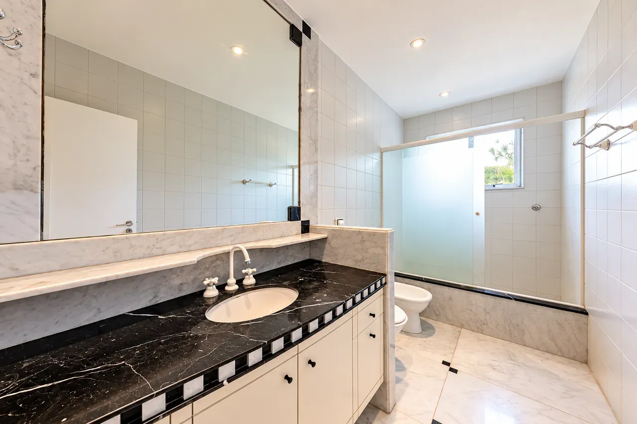 5 quartos e lava-louças: casa de 922 m² — photo 17
