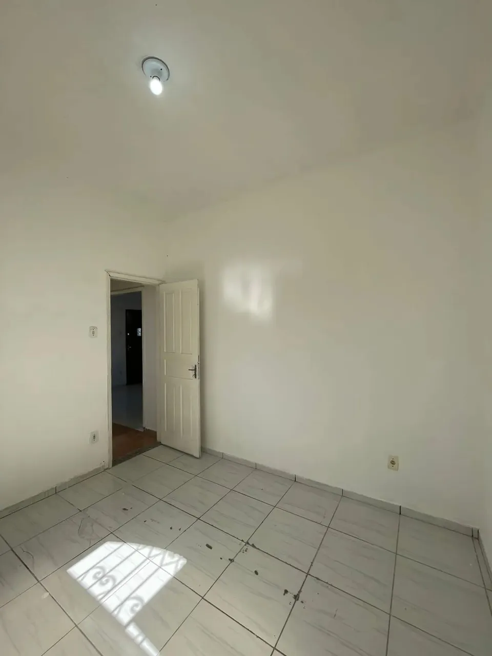 Rental apartment with 2 bedrooms and separate kitchen — photo 9