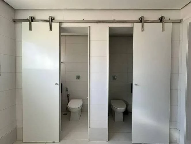 Casa mobiliada com 6 suítes e cozinha independente de 710 m² — photo 14