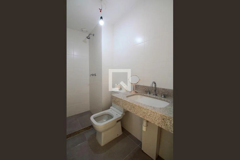 Квартира 94 м² з робочим місцем та балконом із грилем — photo 29