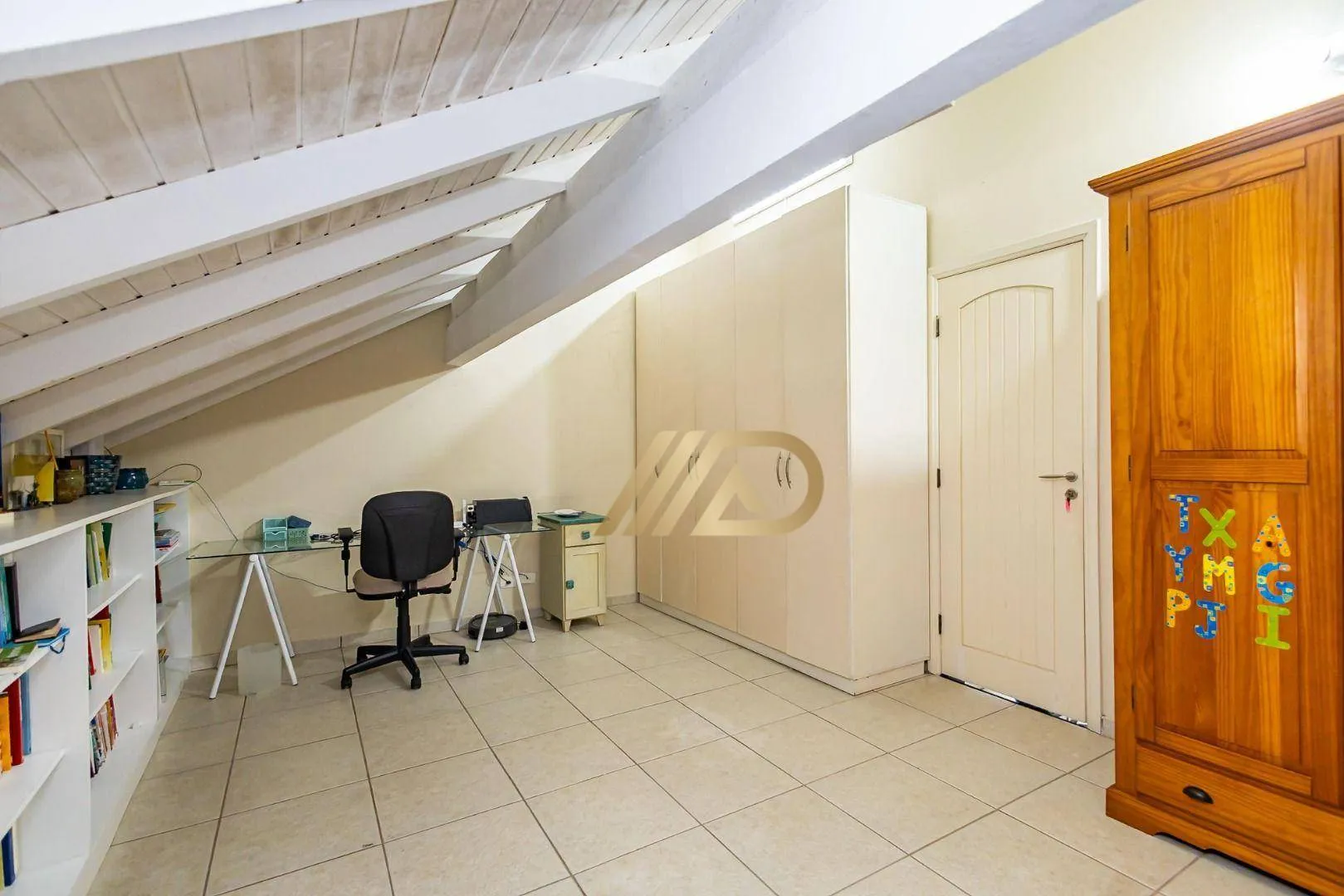 Будинок на 4 спальні з 377 м² і 4 паркомісцями — photo 32