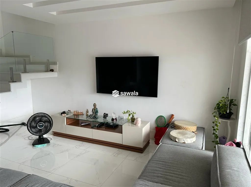 Triplex house with 5 suites and 297 m² of space — photo 4