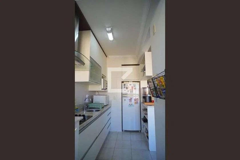Apartamento de 3 dormitorios con suite y cocina abierta — photo 22