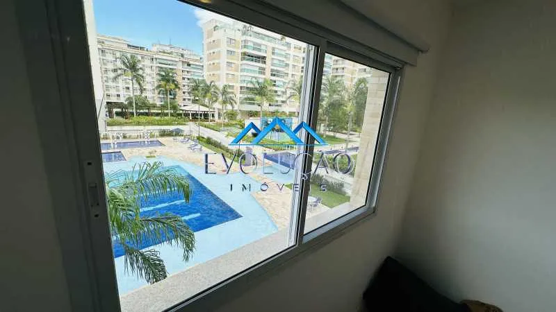 Apartamento com 4 suítes e cozinha integrada, 227 m² — photo 27