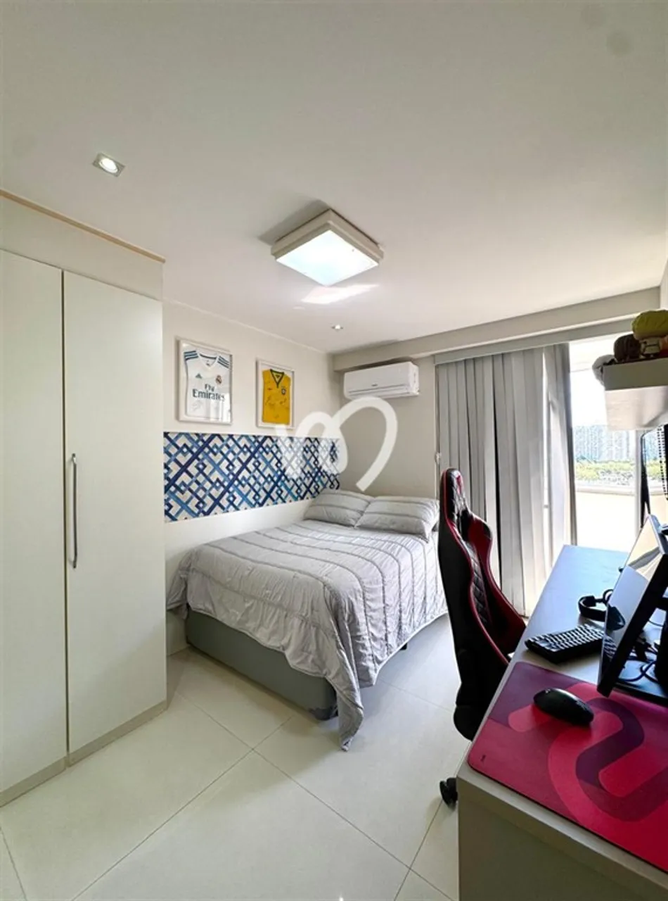 Furnished apartment with 4 bedrooms and 5 bathrooms — photo 16