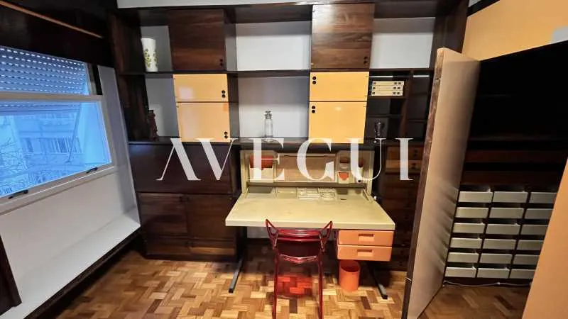 300 m² apartment with 4 bedrooms and floor-to-ceiling windows — photo 10