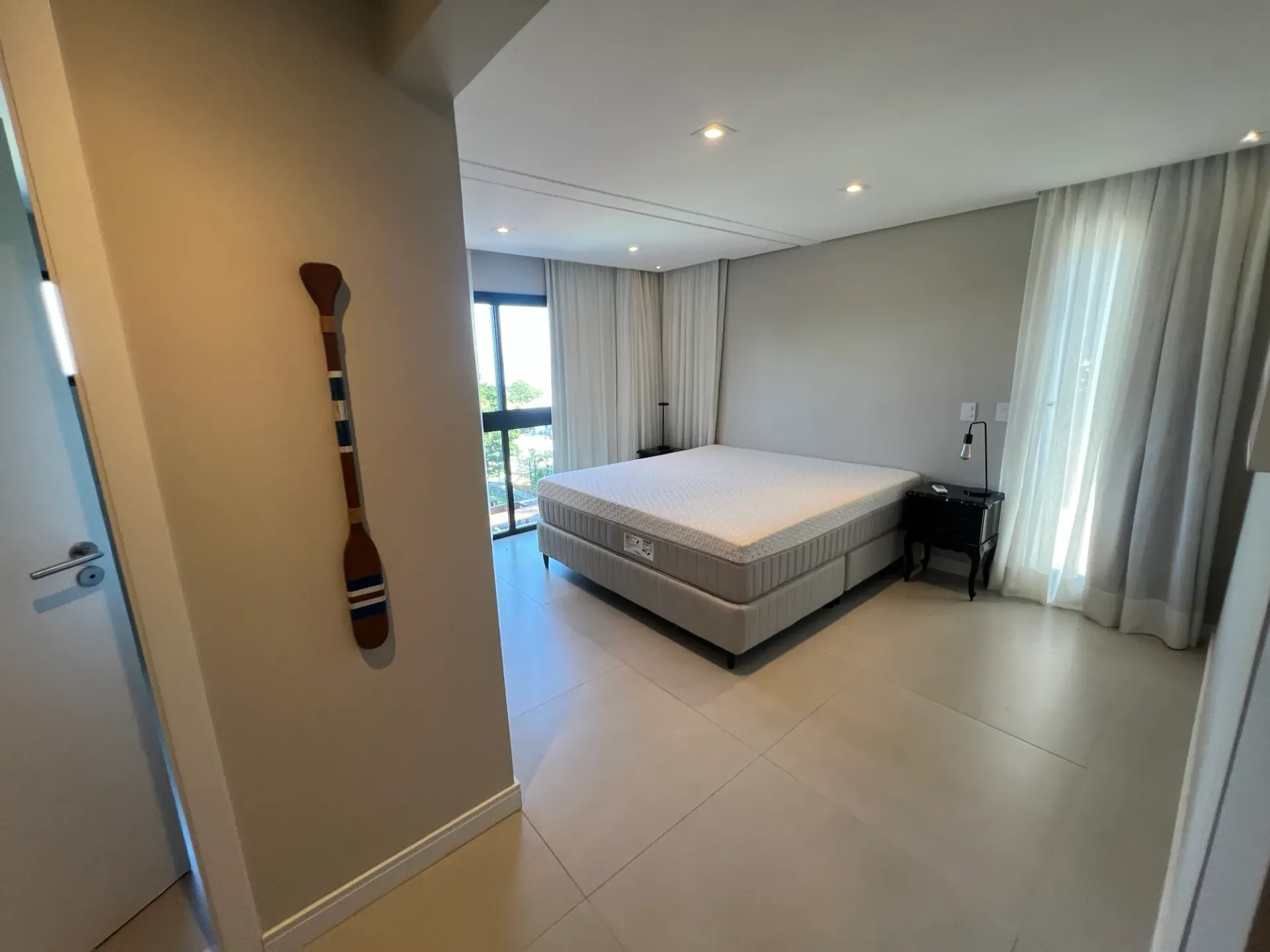 Gated condo house with 6 en-suite bedrooms and 7 baths — photo 15