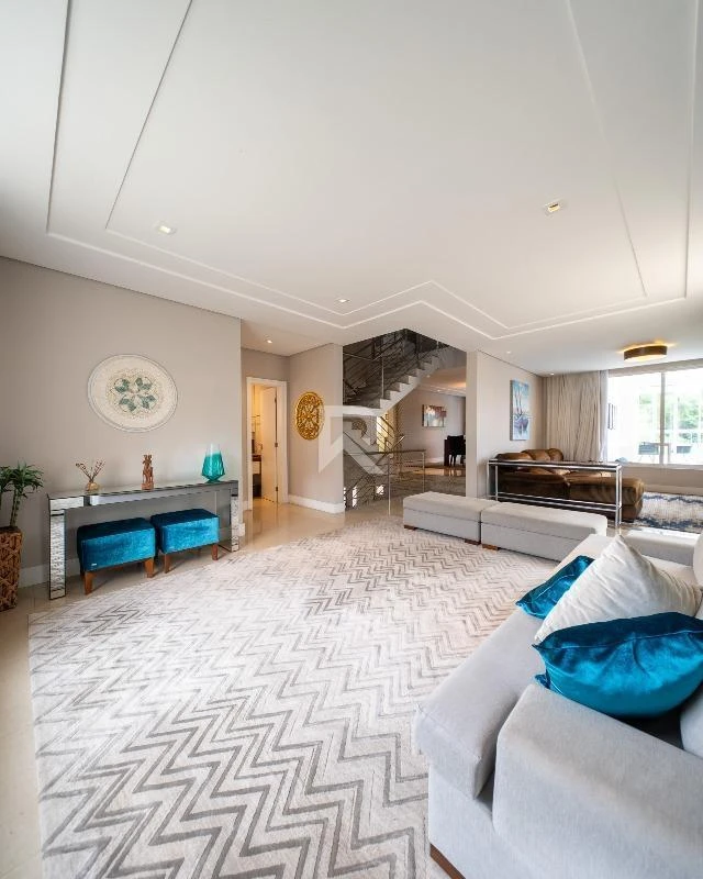 Furnished house, 400 m², with a bathtub — photo 13