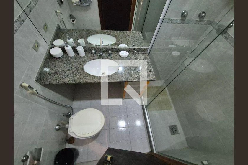 Apartamento de 2 quartos com varanda envidraçada — photo 31