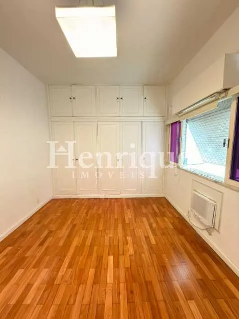 Дерев'яна підлога або ламінат та 3 спальні: квартира 150 м² — photo 11
