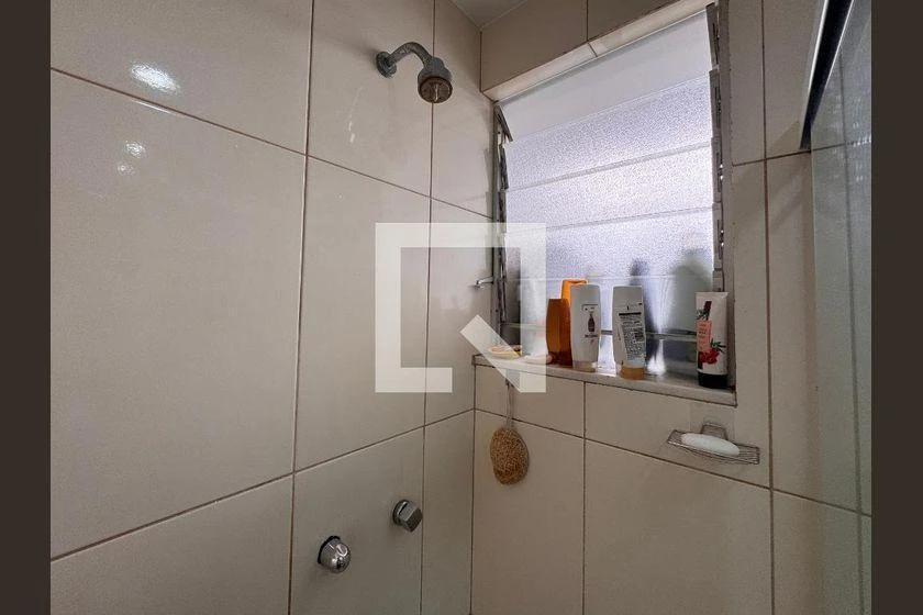 Glass-enclosed balcony in a 2-bedroom apartment, 115 m² — photo 2
