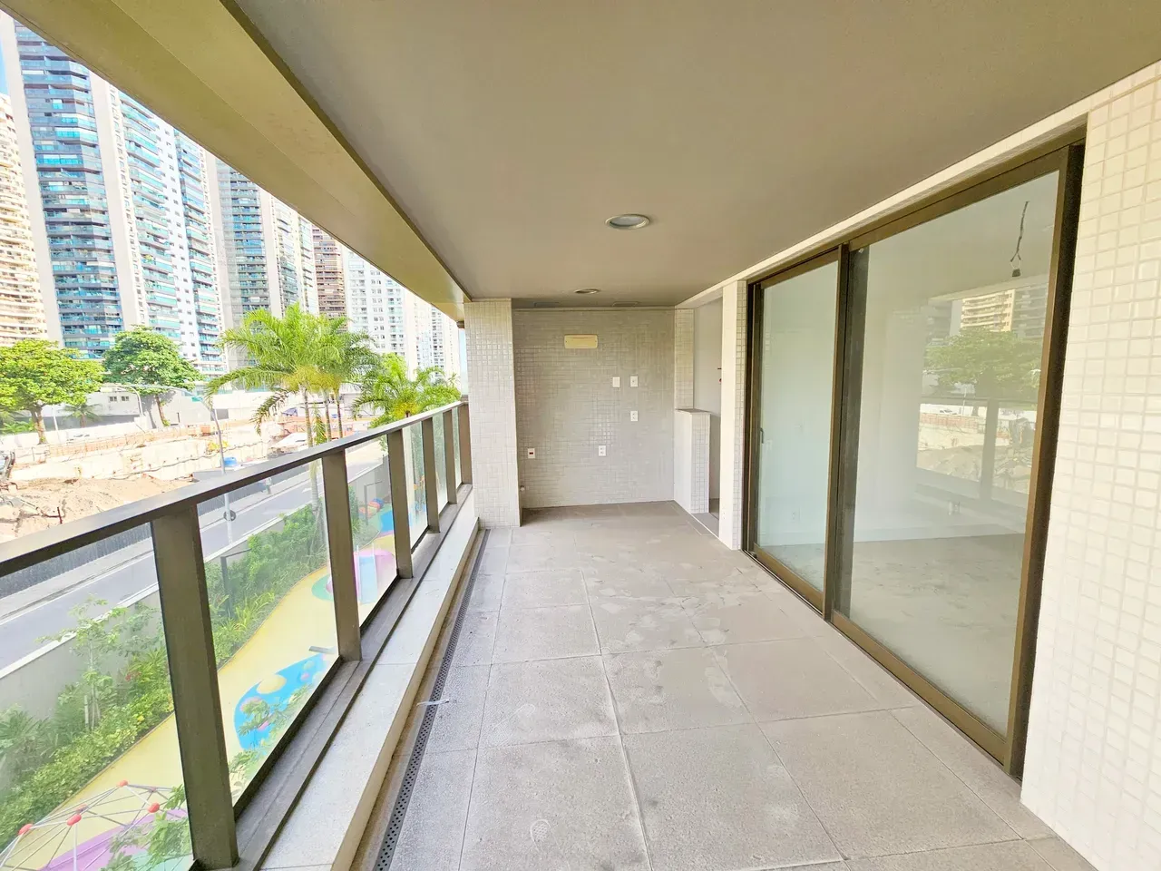 Apartment with 2 bedrooms, 79 m² and a balcony — photo 9